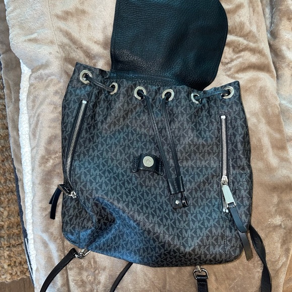 Authentic Micheal Kors back pack main image 4